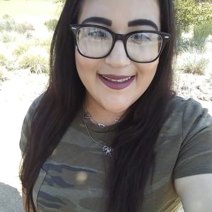 Meet your Posher, Priscilla